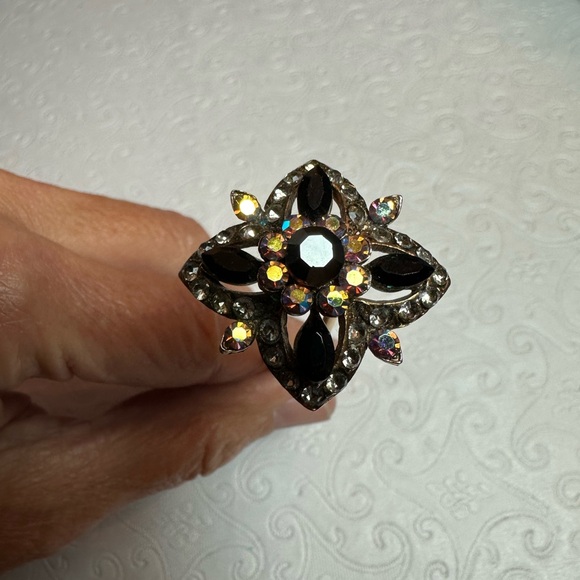 SNK SWAROVSKI Crystal Hair Pick - Picture 6 of 7